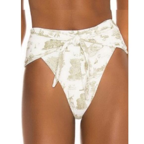 WeWoreWhat White and Green Bikini Set - Picture 3 of 7